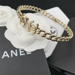 The latest Chanel chain letter Collar Necklace cam é LIA letter chain combination logo word printed chain and unique letter beads