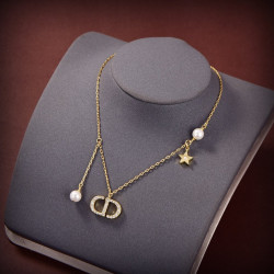 2022 new Dior CD necklace is made of brass with super texture