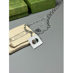 Gucci double g red and green stripe necklace is a theme linked with ready-made clothes and bag series 00351