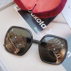 Sunglasses GUCCI GG0890S -Square-frame sunglasses -4 Colors