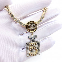 New Chanel gold round button gold coin CC diamond chain necklace perfume bottle Necklace