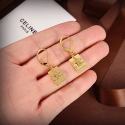Celine gold earrings preclous new simple fashion earrings earrings brass plated 18K gold design unique avant-garde beauty essential!