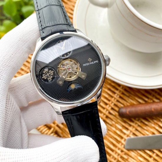 Patek Philippe boutique men's wristwatch has exquisite skills, originality, noble atmosphere and gentleman style