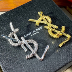 Saint Laurent YSL brooch with excellent electroplating process and luxurious temperament, blingbling makes you a focus Brooch