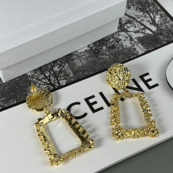 Celine earrings, geometric figures, brass carving patterns, simple with a little exaggeration, super fashionable